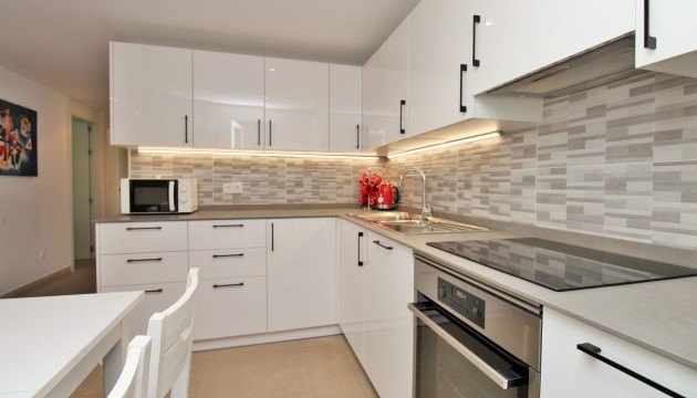 Herverkoop - Apartment - Orihuela Costa - Playa Flamenca
