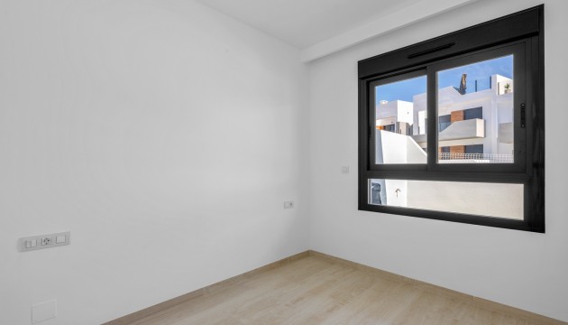 Reventa - Apartamento - San Miguel de Salinas