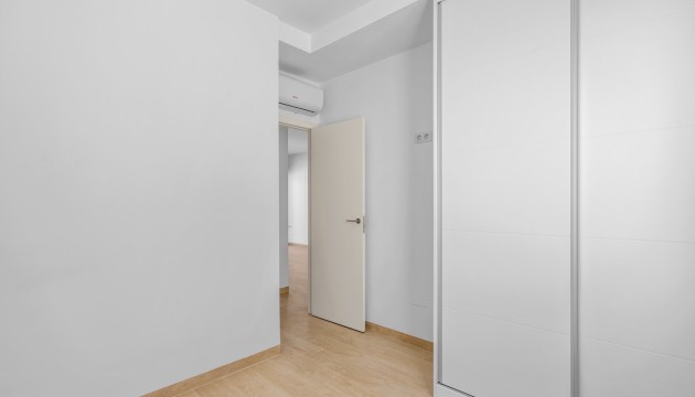 Reventa - Apartamento - San Miguel de Salinas