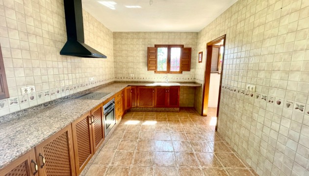 Resale - Detached Villa - Catral