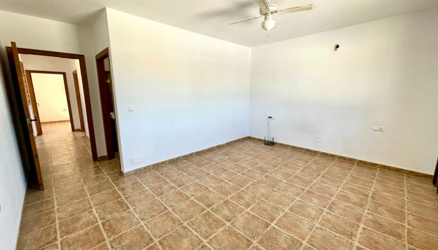 Resale - Detached Villa - Catral