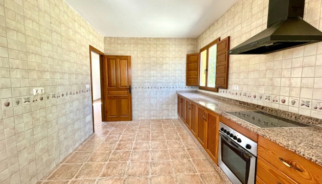 Resale - Detached Villa - Catral