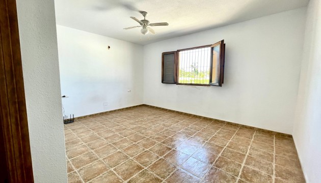 Resale - Detached Villa - Catral