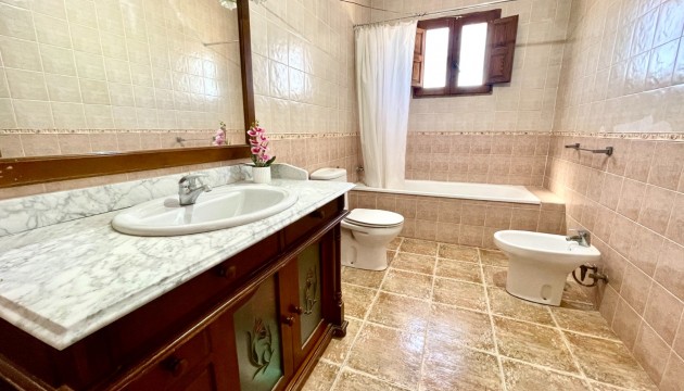 Resale - Detached Villa - Catral