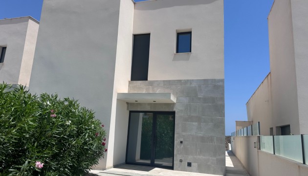 Reventa - Chalet Independiente - Rojales