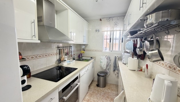 Resale - Apartment - Orihuela Costa - La Zenia