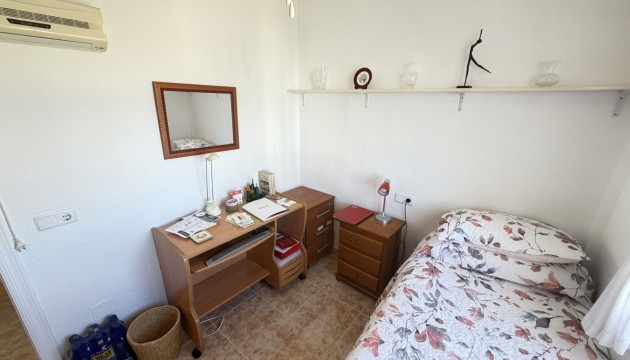 Resale - Apartment - Orihuela Costa - La Zenia