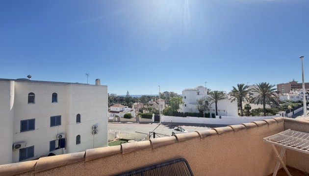 Resale - Apartment - Orihuela Costa - La Zenia