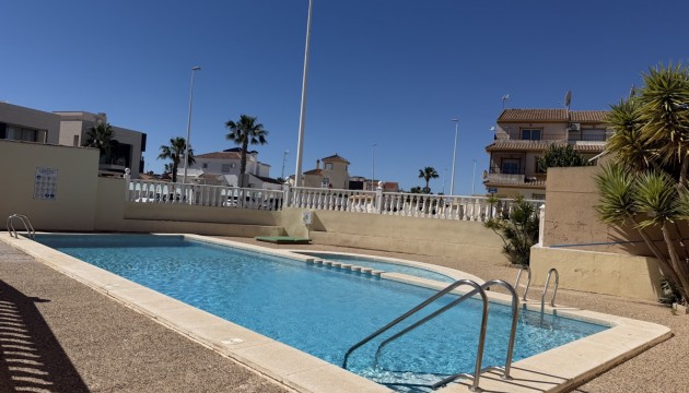 Resale - Apartment - Orihuela Costa - La Zenia