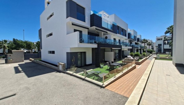 Resale - Apartment - Guardamar del Segura - El Raso