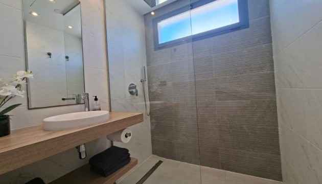 Resale - Apartment - Guardamar del Segura - El Raso