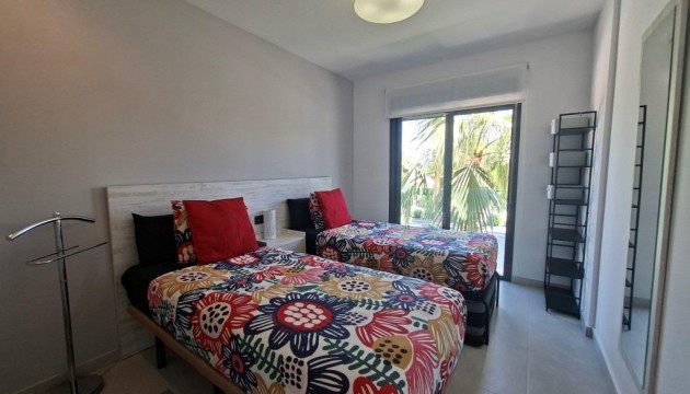 Resale - Apartment - Guardamar del Segura - El Raso
