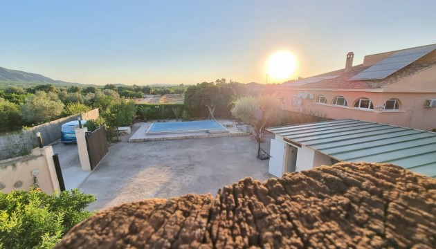 Resale - House - Orihuela Costa - Benferri