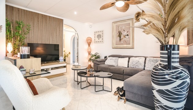 Reventa - House - La Marina