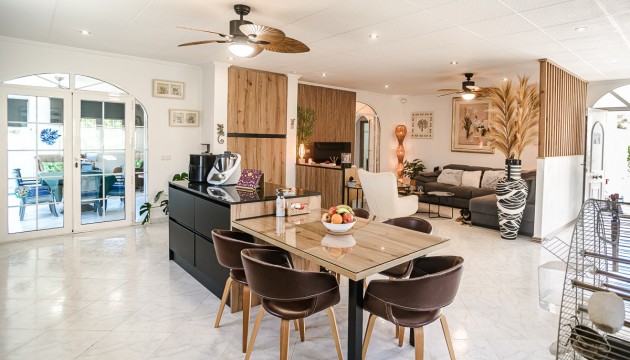 Reventa - House - La Marina