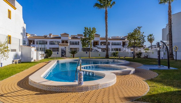 Wiederverkauf - Apartment - Vistabella Golf