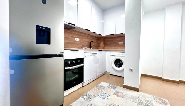 Resale - Apartment - Torrevieja - El Acequión - Los Náufragos
