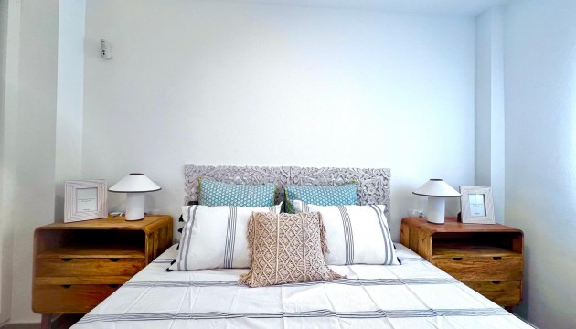 Resale - Apartment - Torrevieja - El Acequión - Los Náufragos