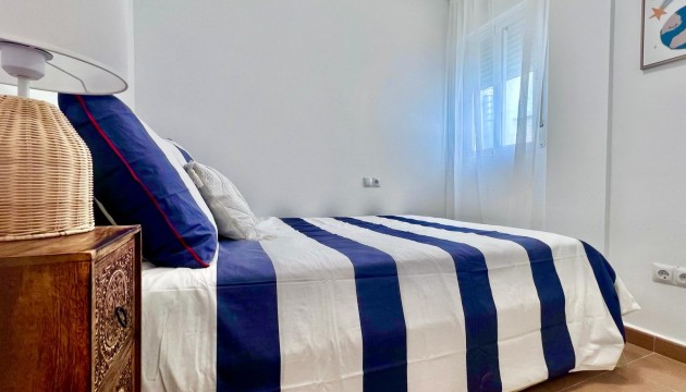 Resale - Apartment - Torrevieja - El Acequión - Los Náufragos