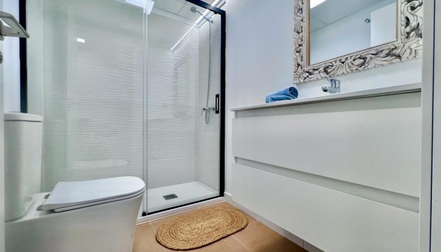 Resale - Apartment - Torrevieja - El Acequión - Los Náufragos