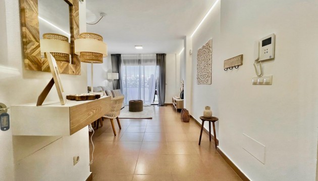 Resale - Apartment - Torrevieja - El Acequión - Los Náufragos