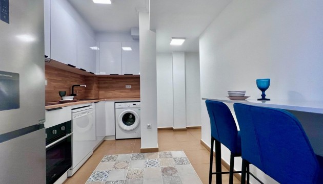 Resale - Apartment - Torrevieja - El Acequión - Los Náufragos