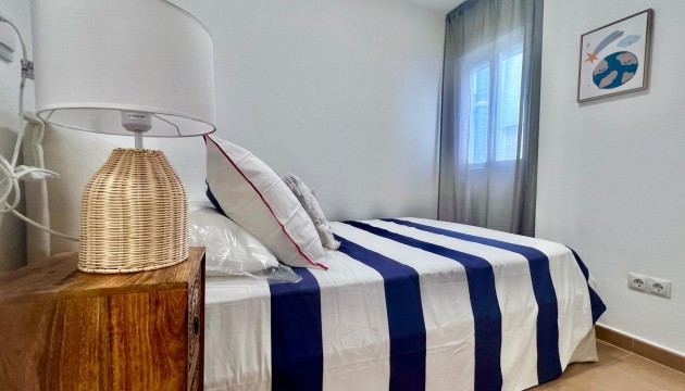 Resale - Apartment - Torrevieja - El Acequión - Los Náufragos