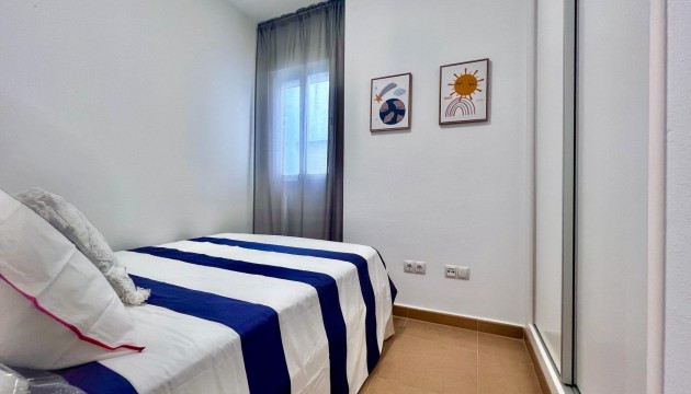 Resale - Apartment - Torrevieja - El Acequión - Los Náufragos