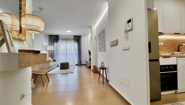 Resale - Apartment - Torrevieja - El Acequión - Los Náufragos