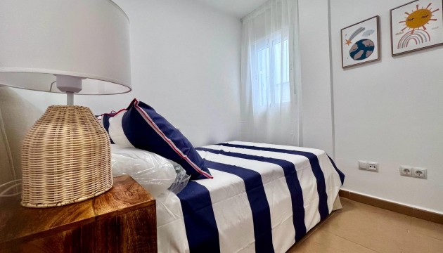 Resale - Apartment - Torrevieja - El Acequión - Los Náufragos