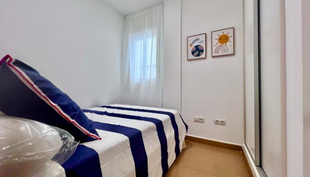 Resale - Apartment - Torrevieja - El Acequión - Los Náufragos