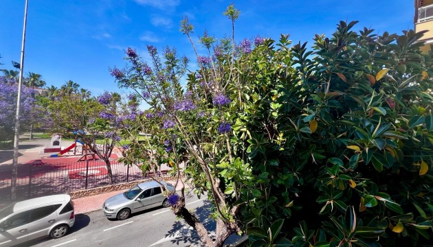 Resale - Apartment - Torrevieja - El Acequión - Los Náufragos