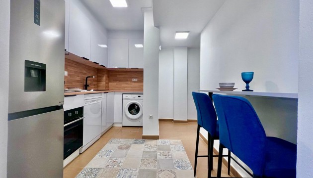 Resale - Apartment - Torrevieja - El Acequión - Los Náufragos