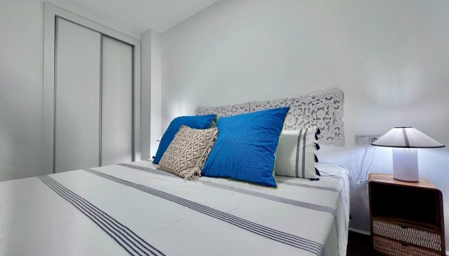 Resale - Apartment - Torrevieja - El Acequión - Los Náufragos