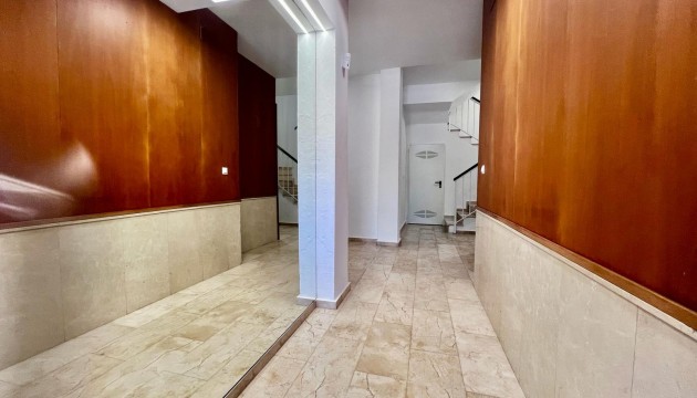 Resale - Apartment - Torrevieja - El Acequión - Los Náufragos