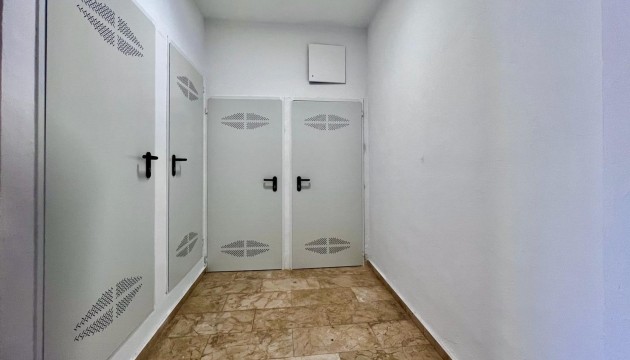 Resale - Apartment - Torrevieja - El Acequión - Los Náufragos