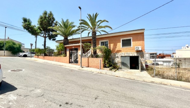 Begagnad - Fristående Villa - Benijófar - Benijofar