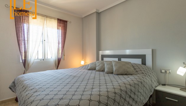 Odsprzedaż - Bungalow - Orihuela Costa - Villamartín