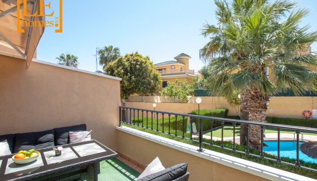 Odsprzedaż - Bungalow - Orihuela Costa - Villamartín