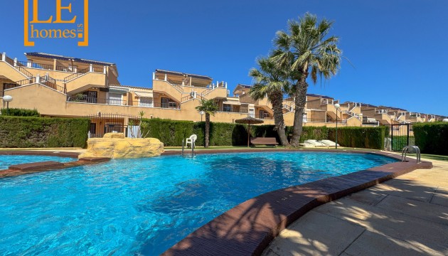 Odsprzedaż - Bungalow - Orihuela Costa - Villamartín