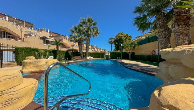 Begagnad - Bungalow - Orihuela Costa - Villamartín