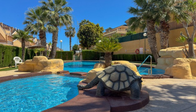 Begagnad - Bungalow - Orihuela Costa - Villamartín