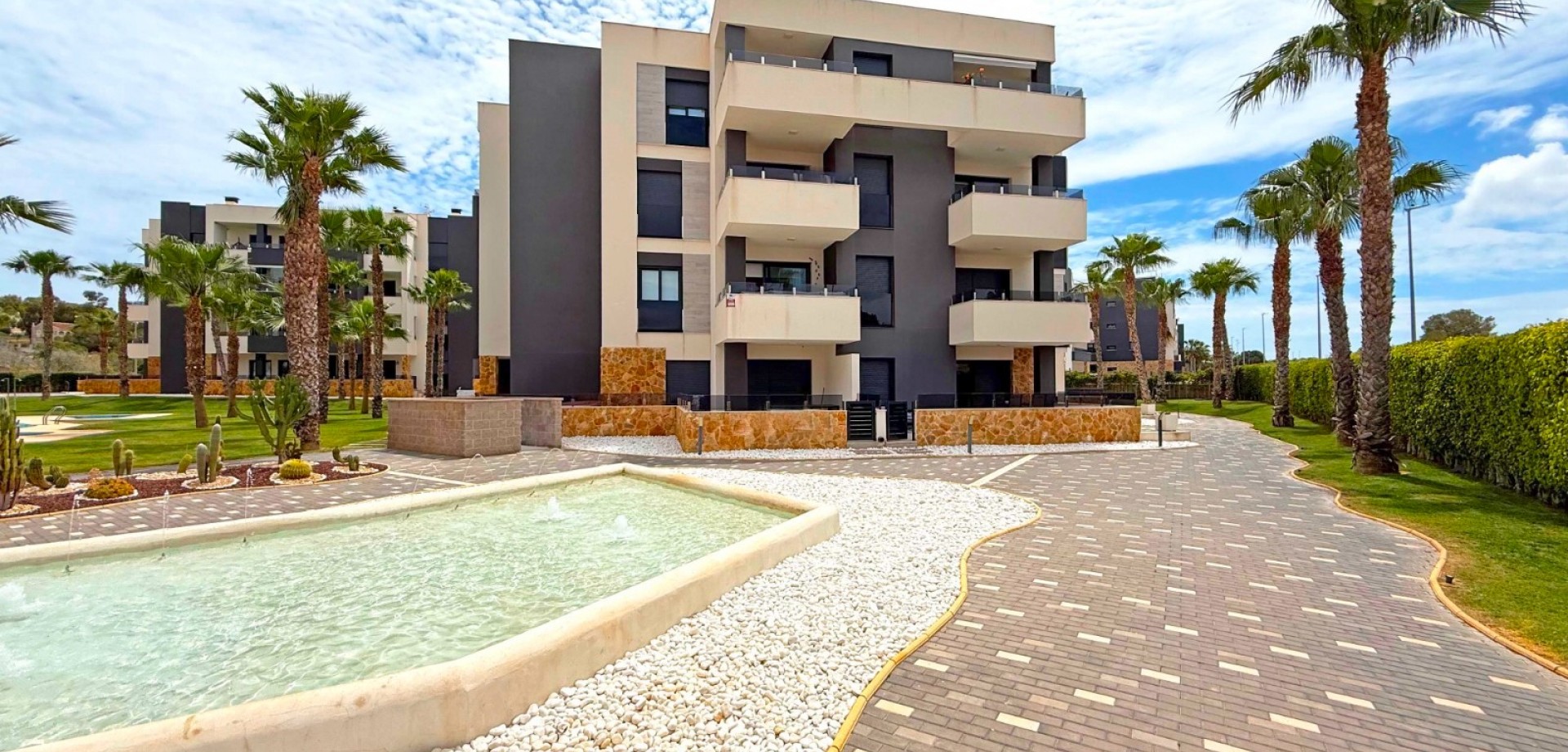 MOVE-364 — Orihuela Costa bild 22