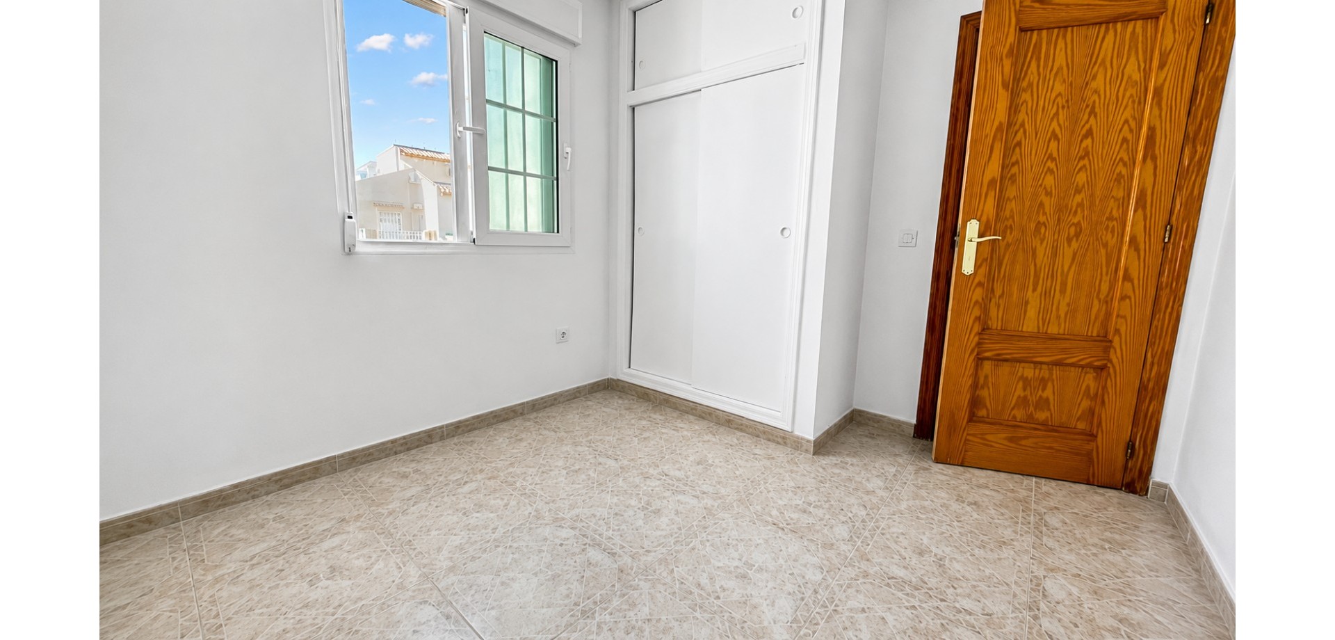 MOVE-362 — Orihuela Costa bild 17