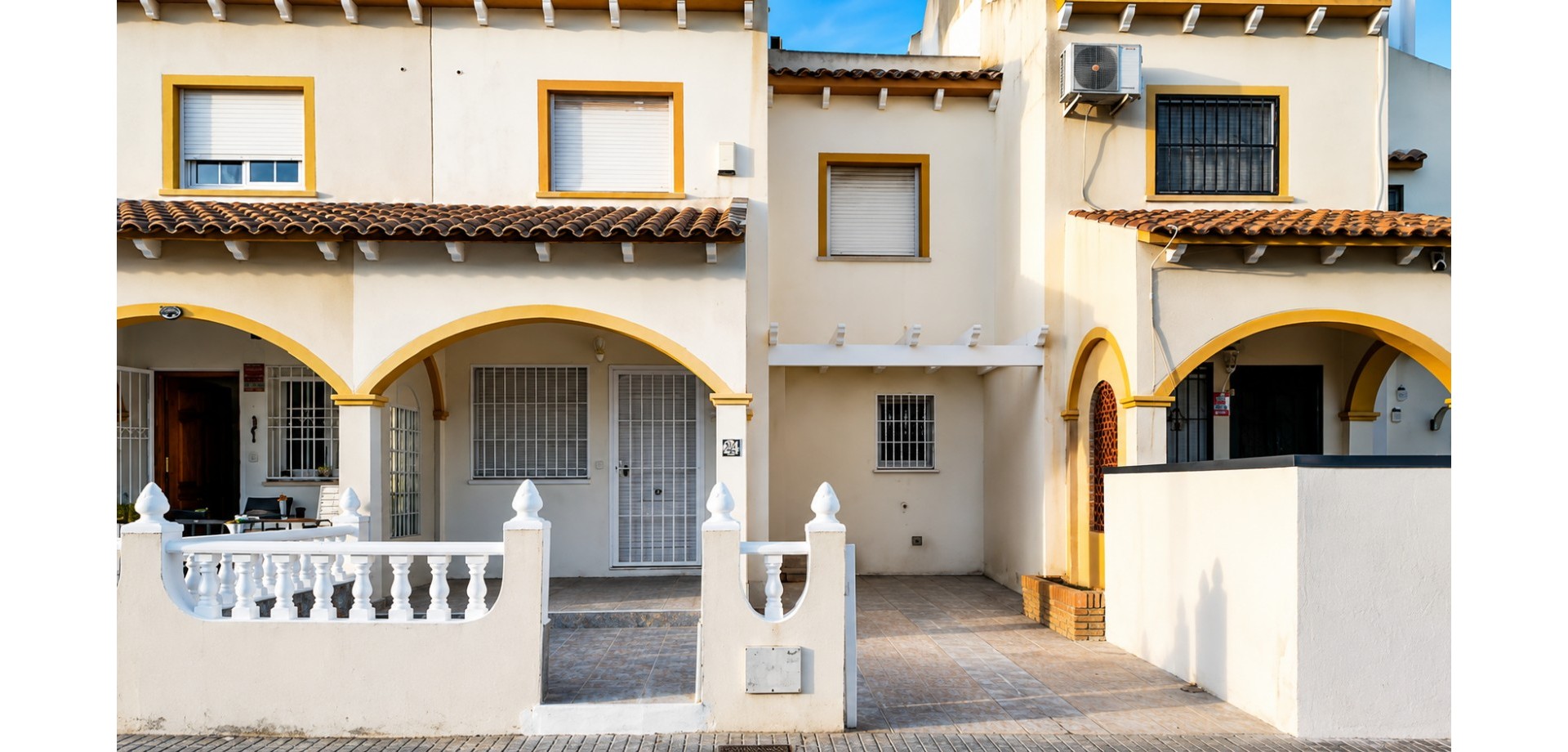 MOVE-362 — Orihuela Costa bild 19