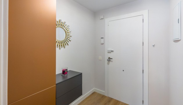 Resale - Apartment - Torrevieja - Playa del Cura