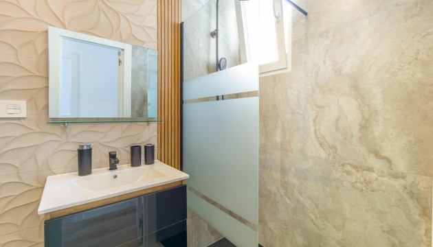 Resale - Apartment - Torrevieja - Playa del Cura