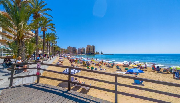 Resale - Apartment - Torrevieja - Playa del Cura