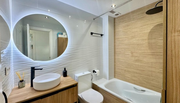 Resale - Bungalow - Orihuela Costa - Villamartín