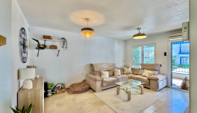 Resale - Bungalow - Orihuela Costa - Villamartín